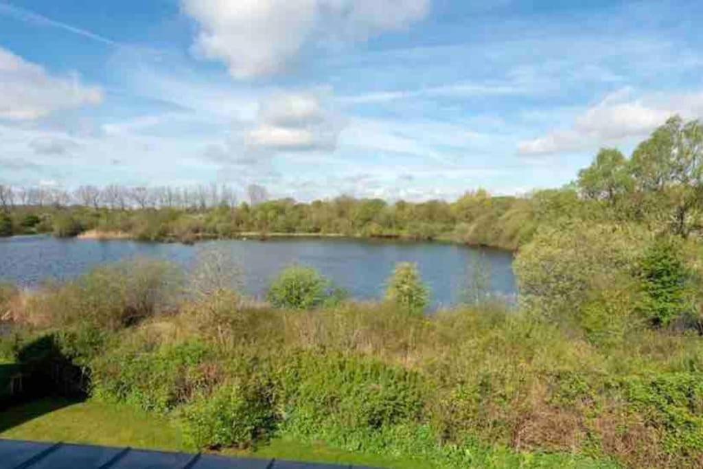 Reed Warbler - Hm111 - Lower Mill Estate Penthouse Apartment With Spa Access Somerford Keynes Luaran gambar