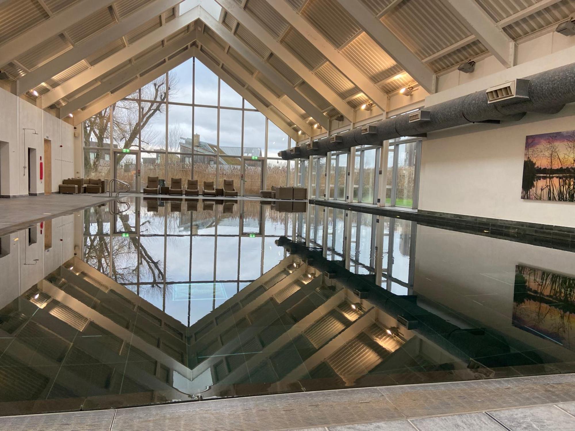 Reed Warbler - Hm111 - Lower Mill Estate Penthouse Apartment With Spa Access Somerford Keynes Luaran gambar