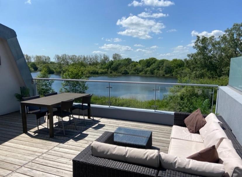 Reed Warbler - Hm111 - Lower Mill Estate Penthouse Apartment With Spa Access Somerford Keynes Luaran gambar